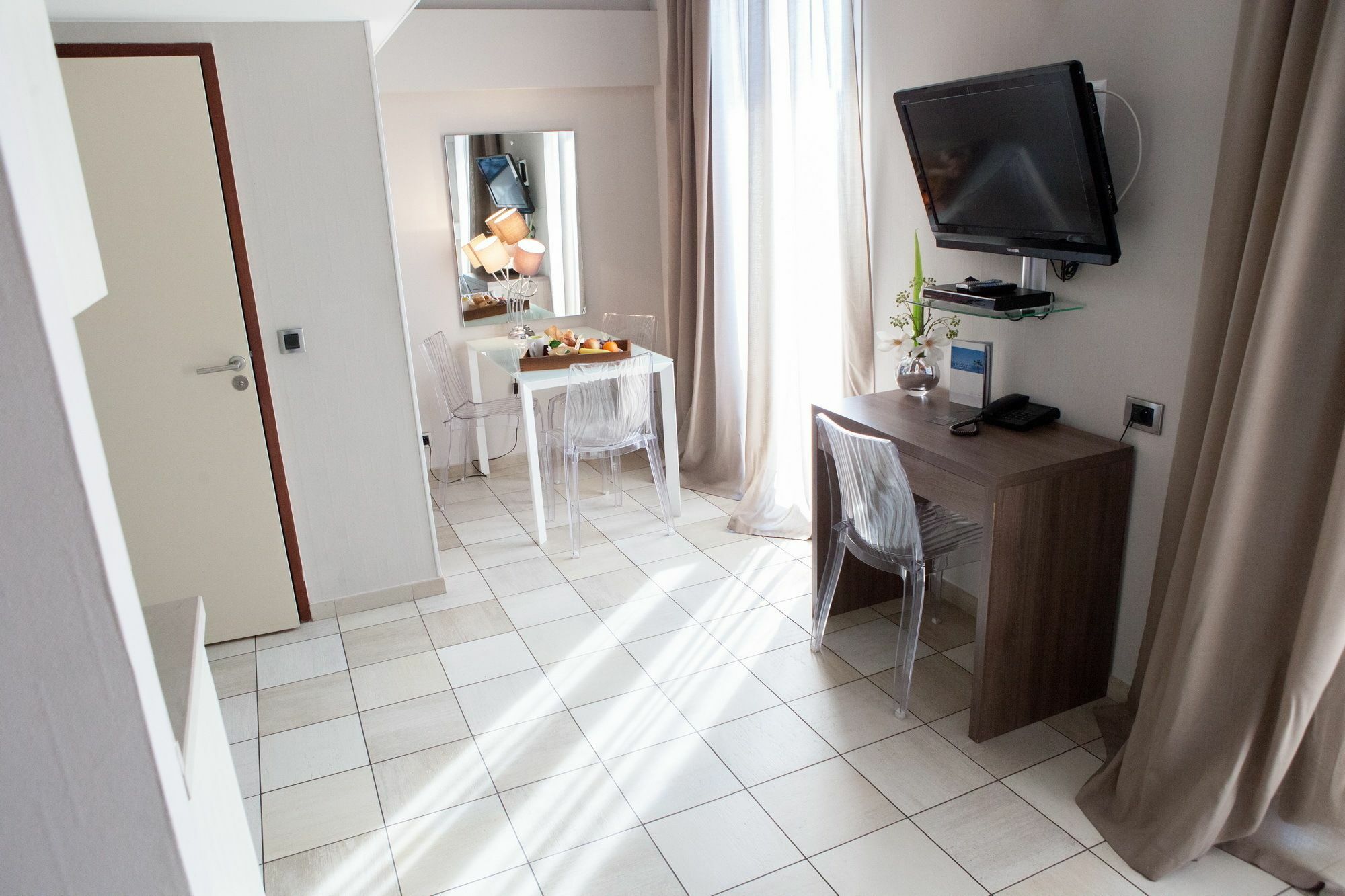 Hotel Villa D'Elsa Juan-les-Pins Zewnętrze zdjęcie