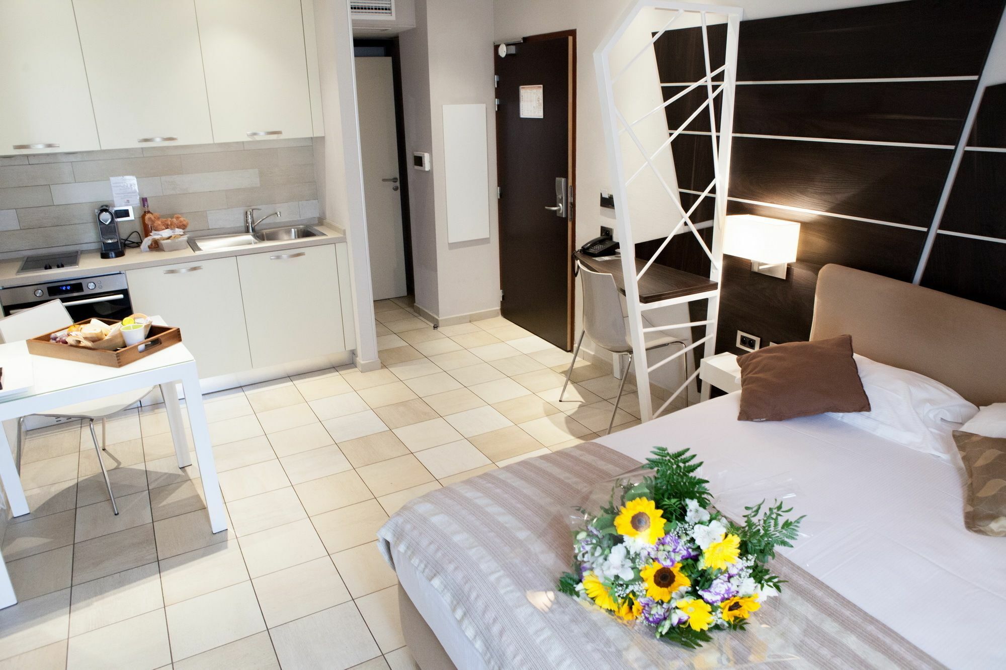Hotel Villa D'Elsa Juan-les-Pins Zewnętrze zdjęcie